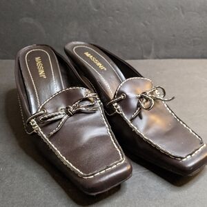 Massini Women's Brown Mules Stitch And Bow Trim Slides Shoes Size 8 1/2